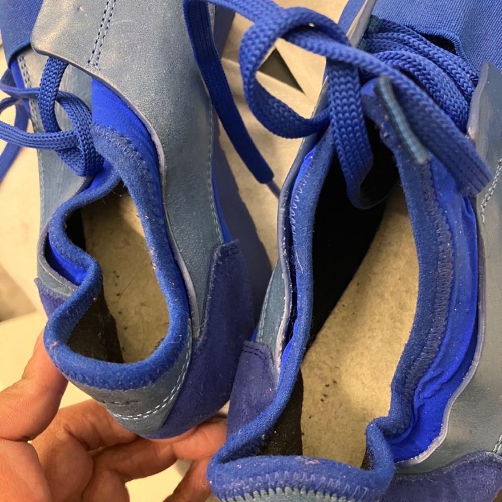 Balenciaga Race Runners Sneakers - Picture 4 of 7